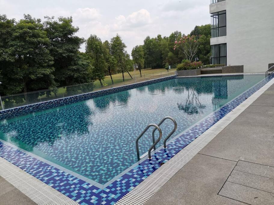 Teddy'S Homestay ไซเบอร์จายา ภายนอก รูปภาพ